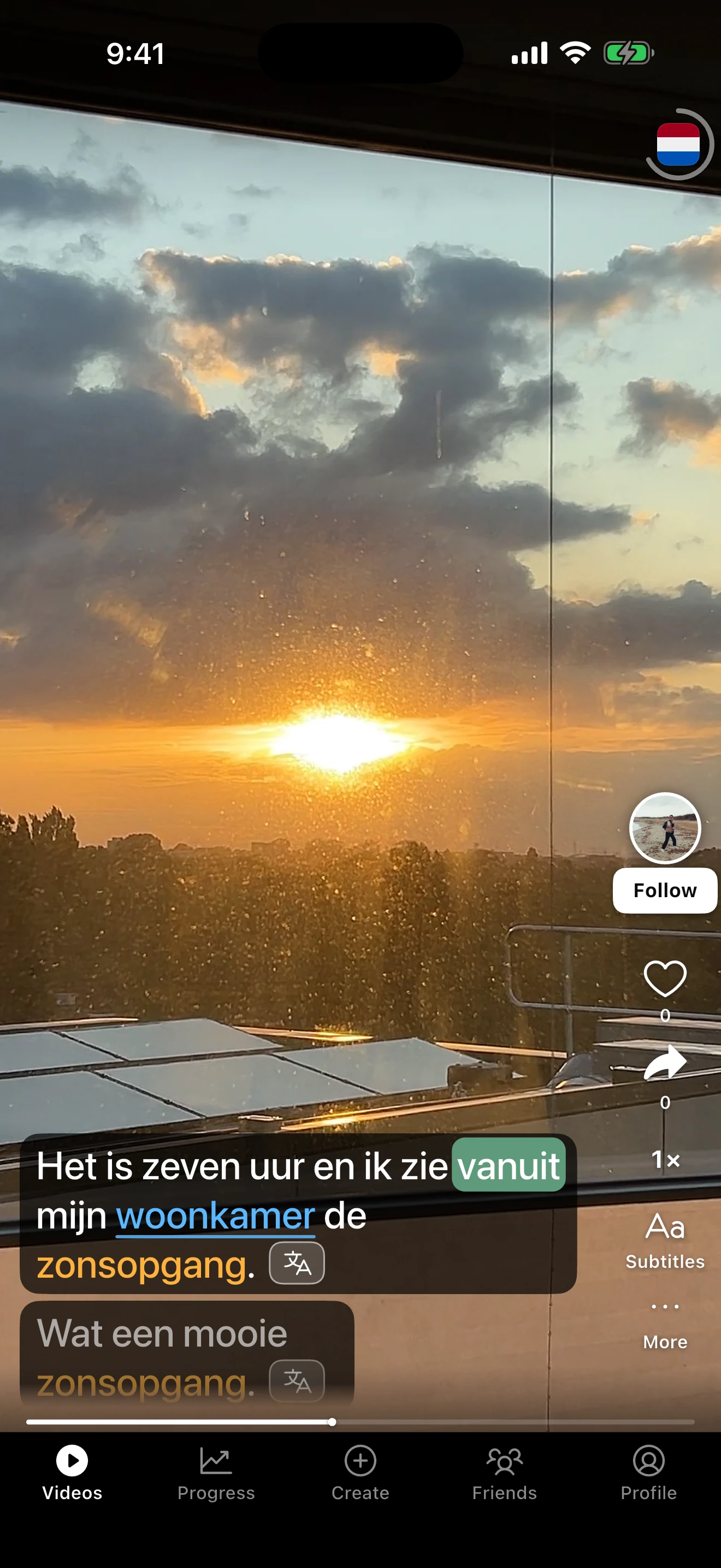 A Dutch video of a sunrise seen from a living room window, with the subtitle “Het is zeven uur en ik zie vanuit mijn woonkamer de zonsopgang.” and three words marked in colour